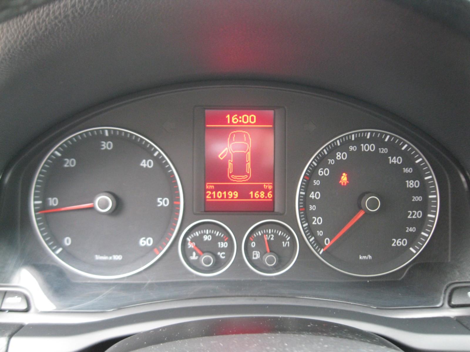 Volkswagen Golf 2009 — photo 22