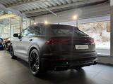 Audi SQ8 4.0 TDI PANO/HUD/STDHZG/ALLRADLENK/RAUTE - weiße Audi SQ8