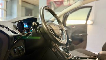 Ford C-Max - 7