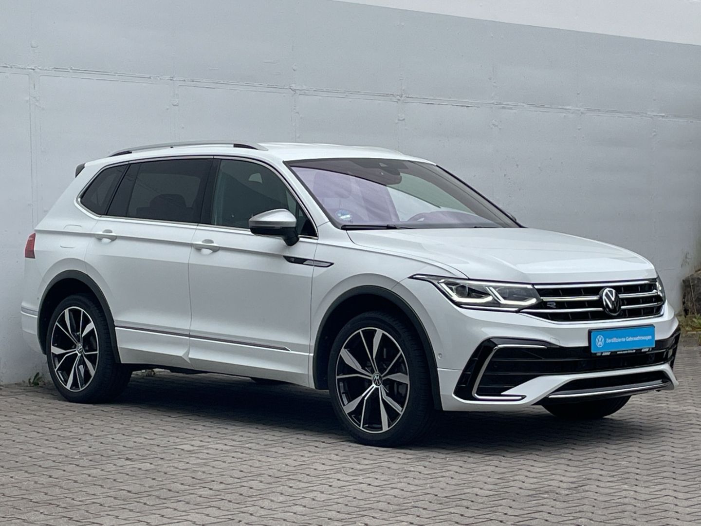 Tiguan Allspace R-Line 2.0TDI 4MOTION AHK/Kamera