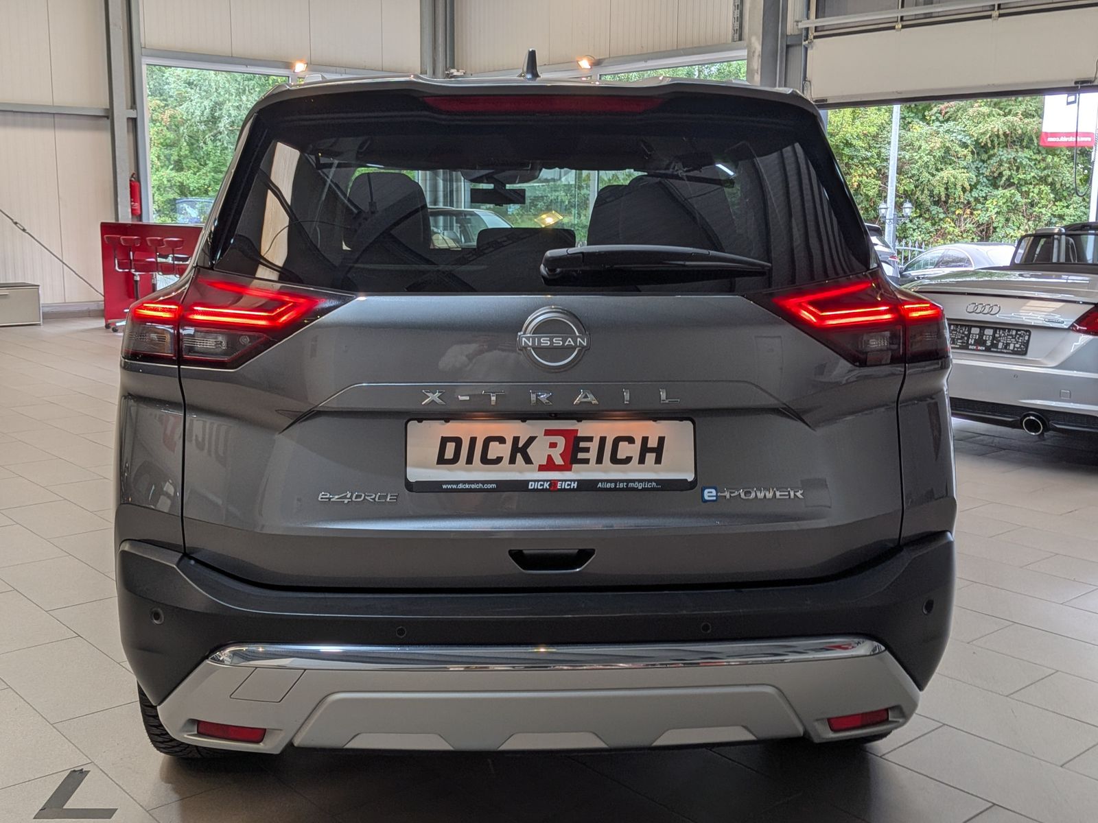 Fahrzeugabbildung Nissan X-Trail 1.5 e-Power e-4 Tekna Bose HUD LED+ 20"