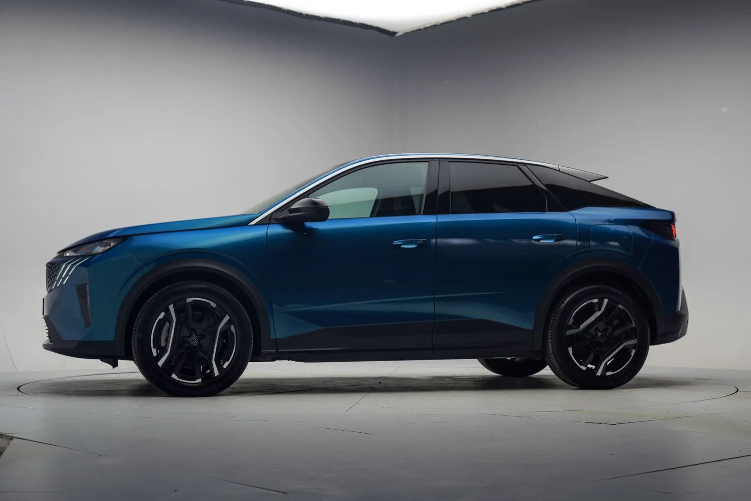 Peugeot e-3008 Allure 73 kWh [ Navi Apple/Android klima imagem 2