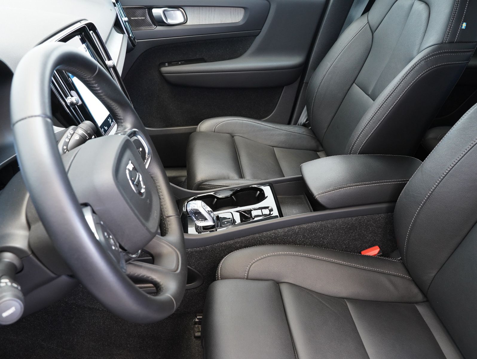 Fahrzeugabbildung Volvo XC40 T5 Recharge Inscription INTELLISAFE/AHK