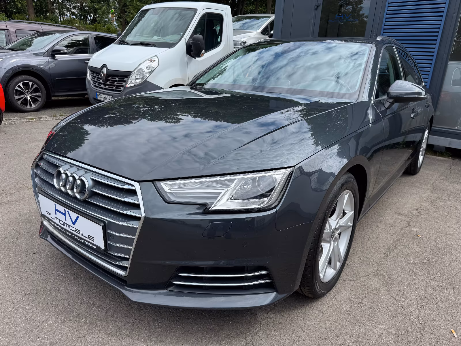 Audi A4 Avant sport 2.0 Tdi 190 Ps-Automatik-Navi-Led