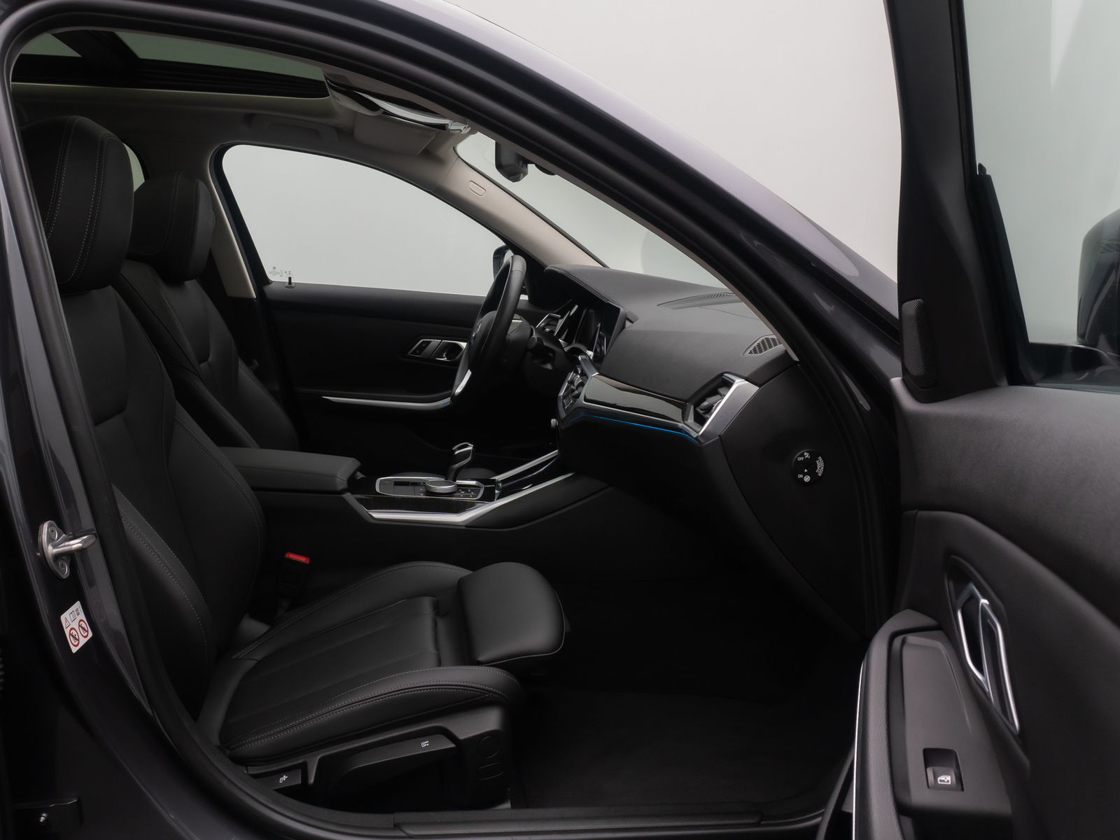 Fahrzeugabbildung BMW 320e Luxury Line Laser DAB HiFi Panorama Kamera