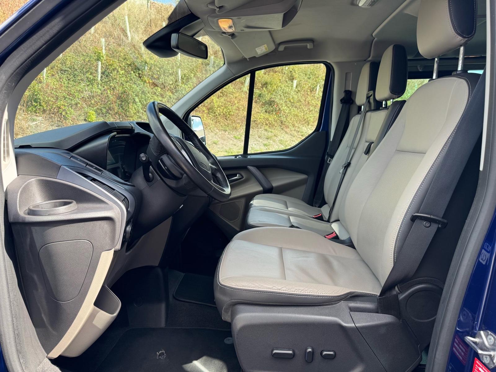 Ford Tourneo Custom Titanium L1