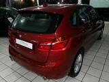 BMW 218 d Active Tourer  AUTOMATIK/ NAVI /PDC /CAM./ - rote BMW 218