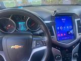 Chevrolet Cruze 1.7 D LT+ LT+ - Chevrolet Cruze mit Diesel-Antrieb