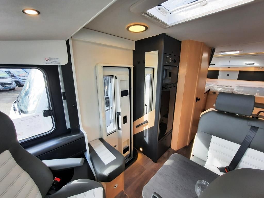 Fahrzeugabbildung Sunlight I 67S Adventure Edition Verfüg./Sparen Sie 13.33