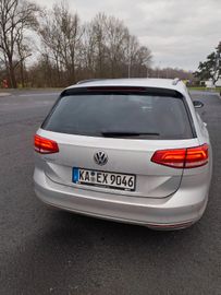 Volkswagen Passat Variant - 4