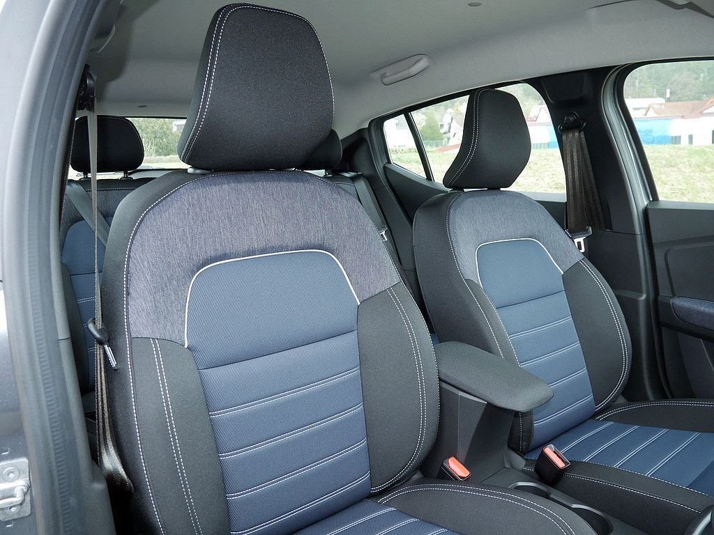 Fahrzeugabbildung Dacia Sandero Journey TCe 100 FACELIFT 2026