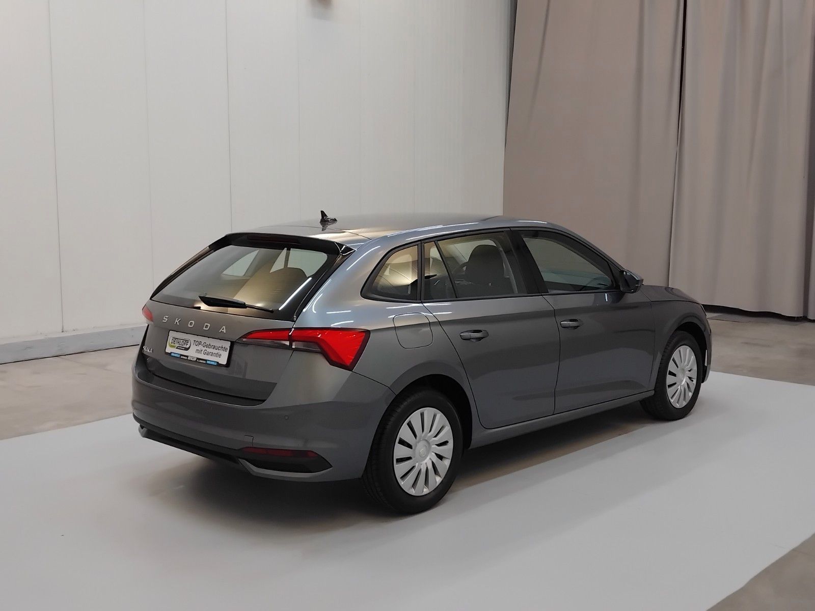 Skoda Scala (10/2025, Benzin)