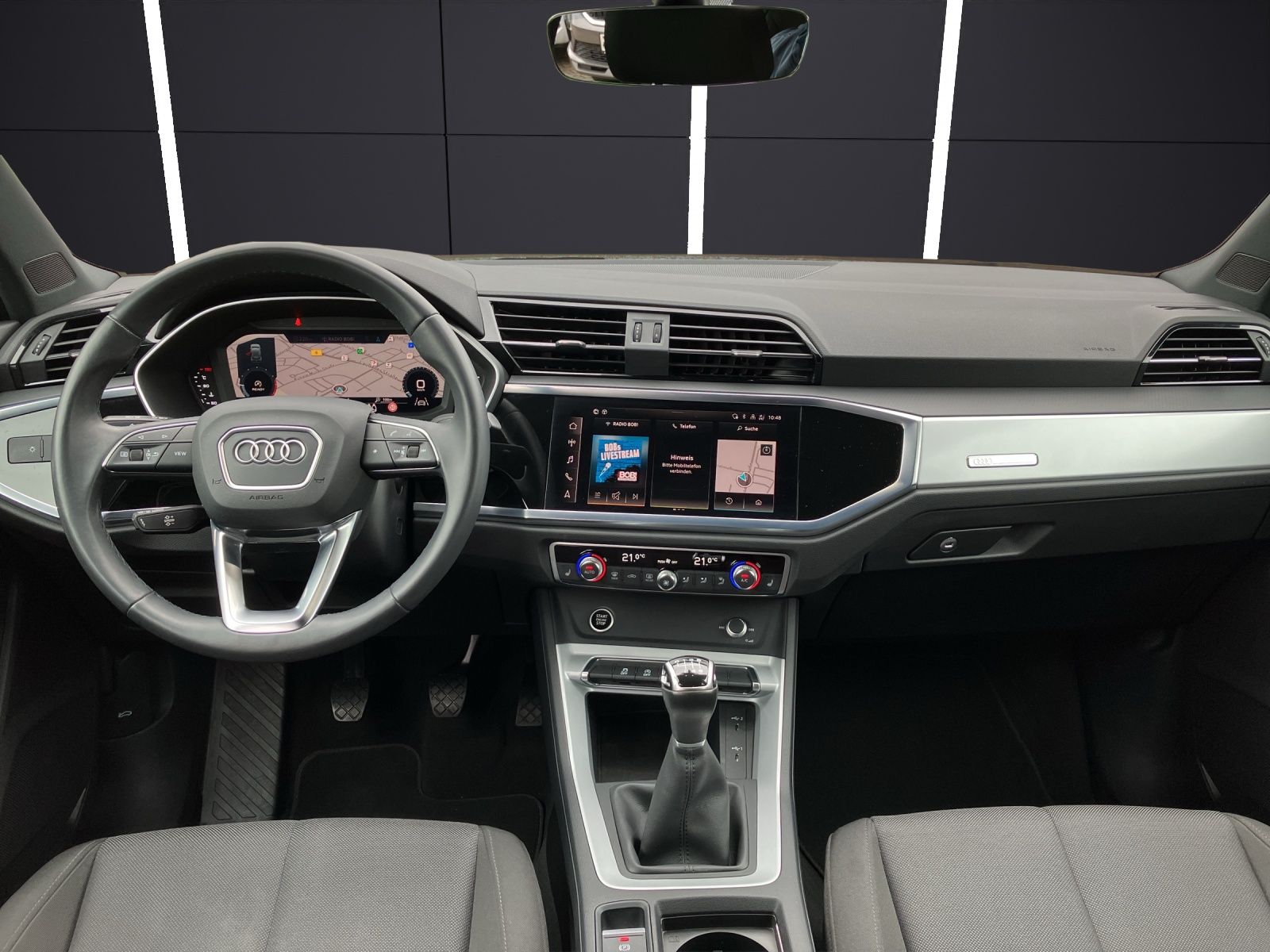 Fahrzeugabbildung Audi Q3 35 TFSI S line