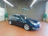 Opel Insignia A Sports Tourer-AHK/ACC/VOLL - Opel Insignia mit Diesel-Antrieb: Leder, Kombi