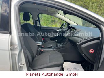 Ford Focus - 11