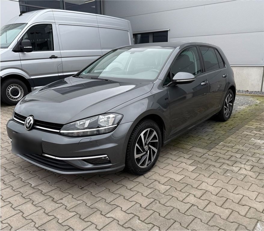 Image of Volkswagen Golf