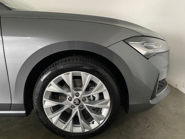 Superb Combi Selection 2.0 TDI DSG AHK+NAVI