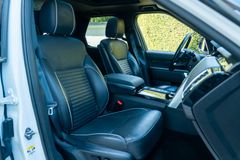 LAND ROVER Discovery 5 HSE SD4/ 7 SITZER/ 360°/ LED/ PRO
