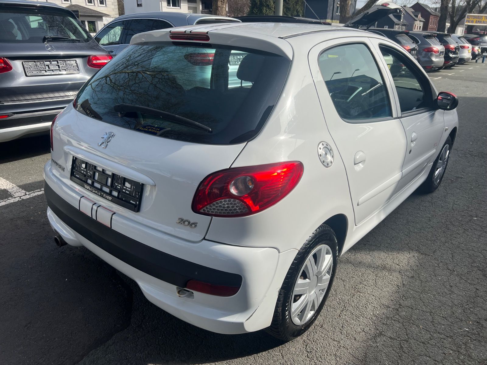 Fahrzeugabbildung Peugeot 206 + Sport Racing Edition*TÜV/ÖL NEU*