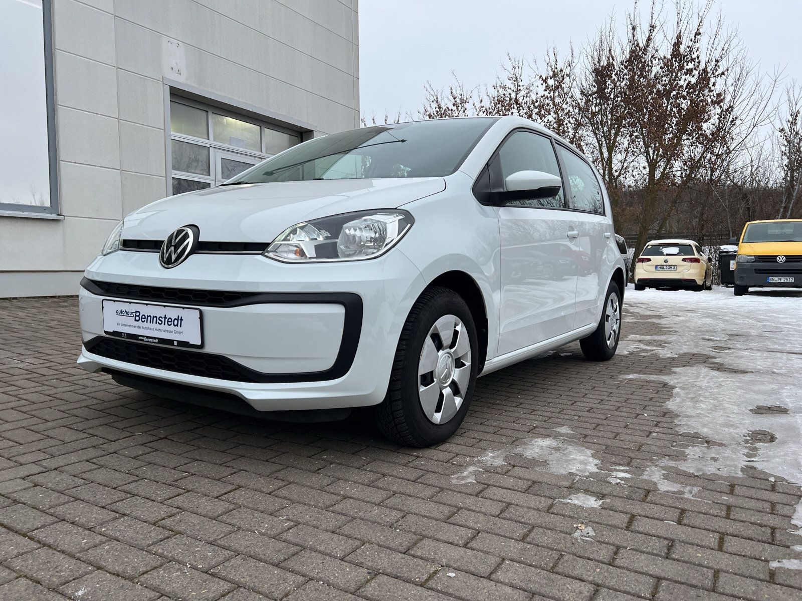 Fahrzeugabbildung Volkswagen up! 1.0 move up! 5-TÜREN KLIMA DAB+