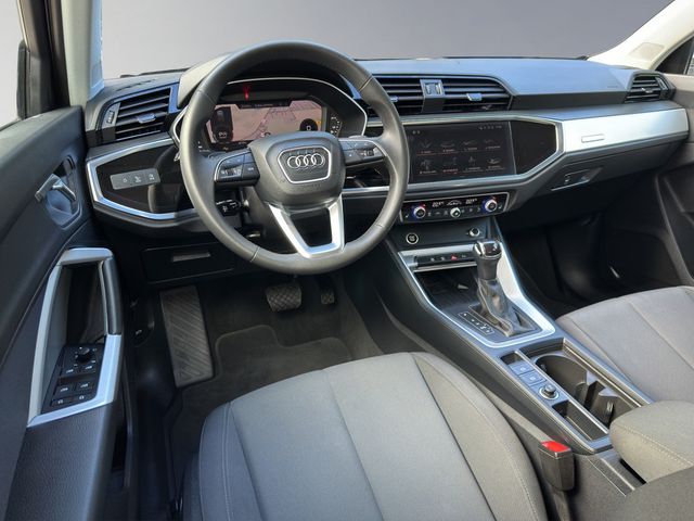 Q3 35 2.0 TDI advanced KAMERA SHZ AHK LED