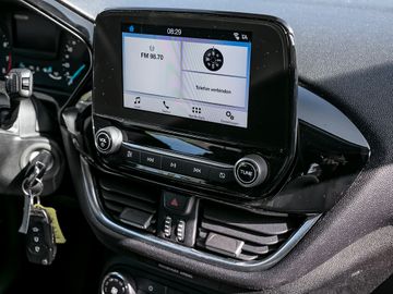 Ford Fiesta 1.0 Cool & Connect & Sound- & Winterpaket