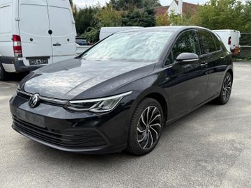 Volkswagen Golf - 1