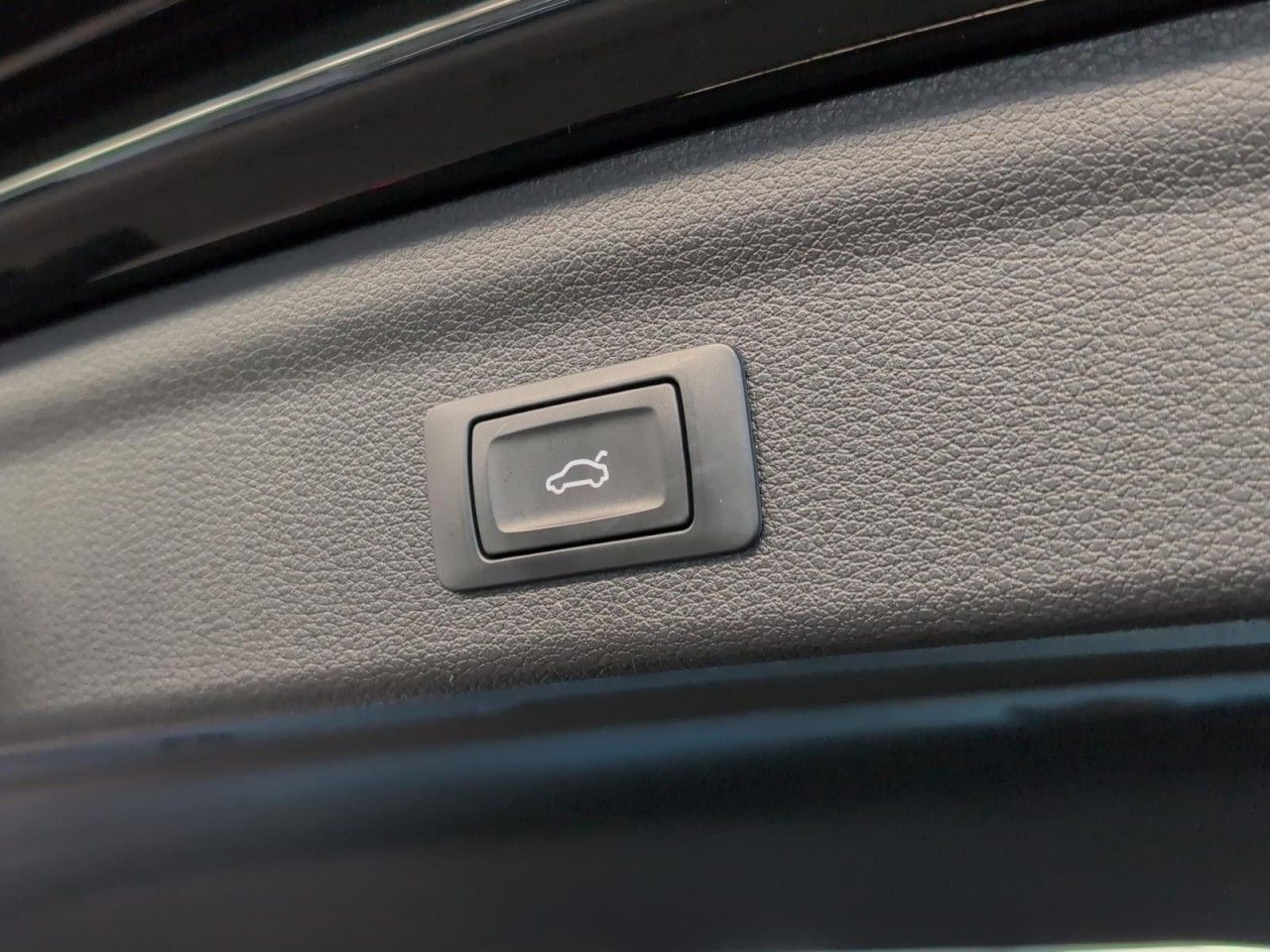 Q3 advanced 35 TFSI S tronic Klima Navi Leder