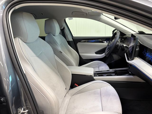 Passat Variant Business 2.0 TDI DSG NAVI LED RFK