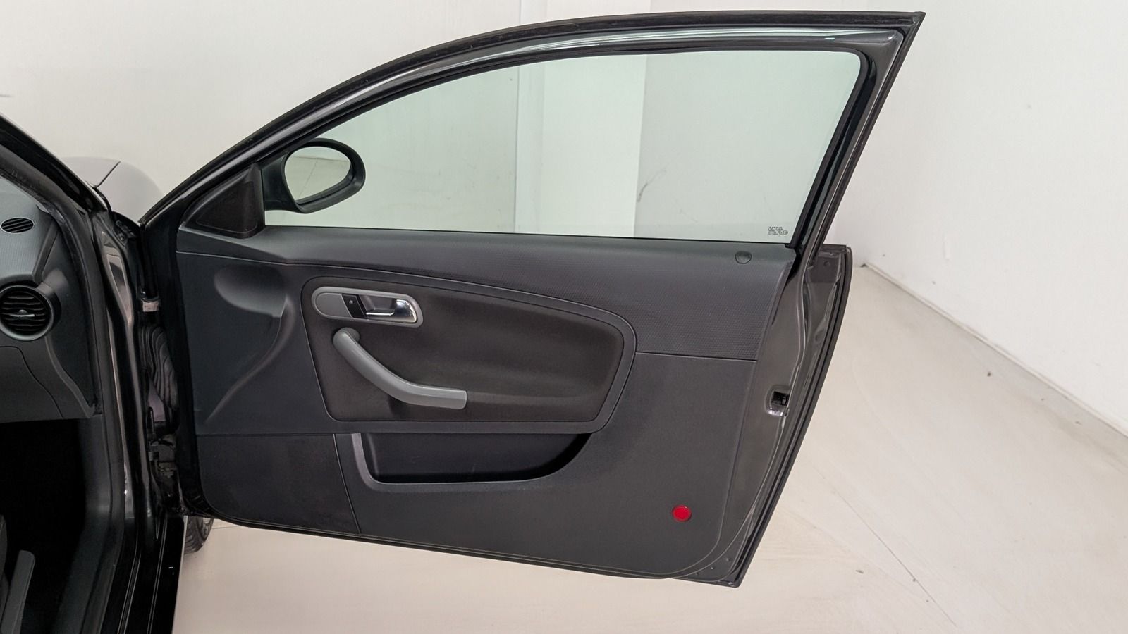 Fahrzeugabbildung SEAT Ibiza 1.4 16V * Klimaaut. * Tempomat * HU 04.27