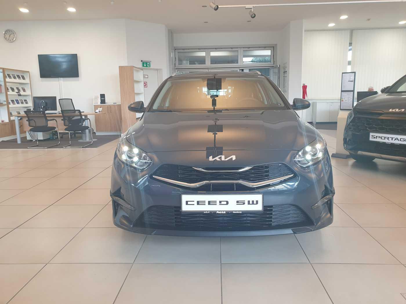 Kia Ceed SW 1.0T 100PS | Vision | NAV | KAM