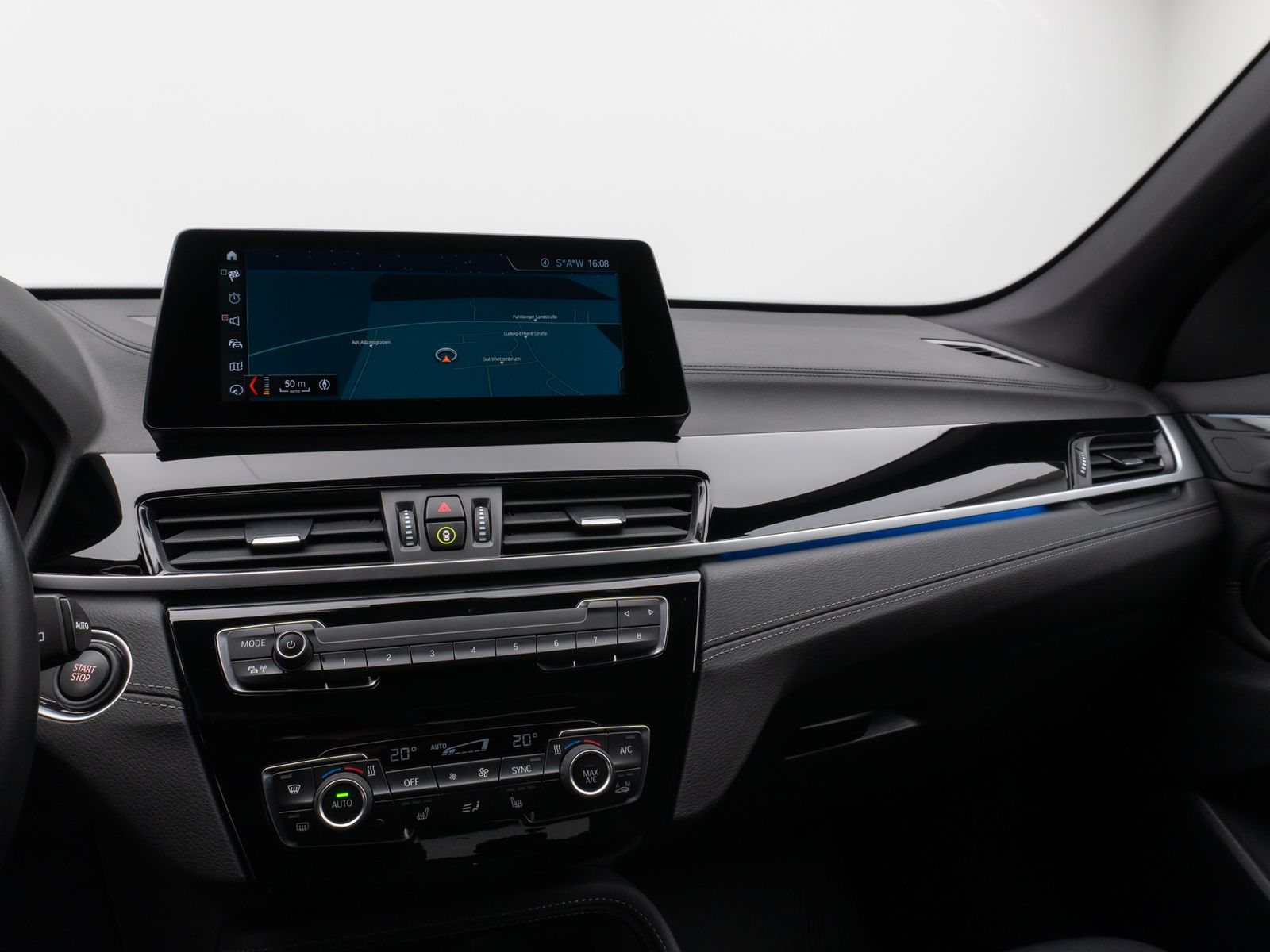 Fahrzeugabbildung BMW X1 xD25e Sport Line Kamera HUD DAB Navi+ Alarm