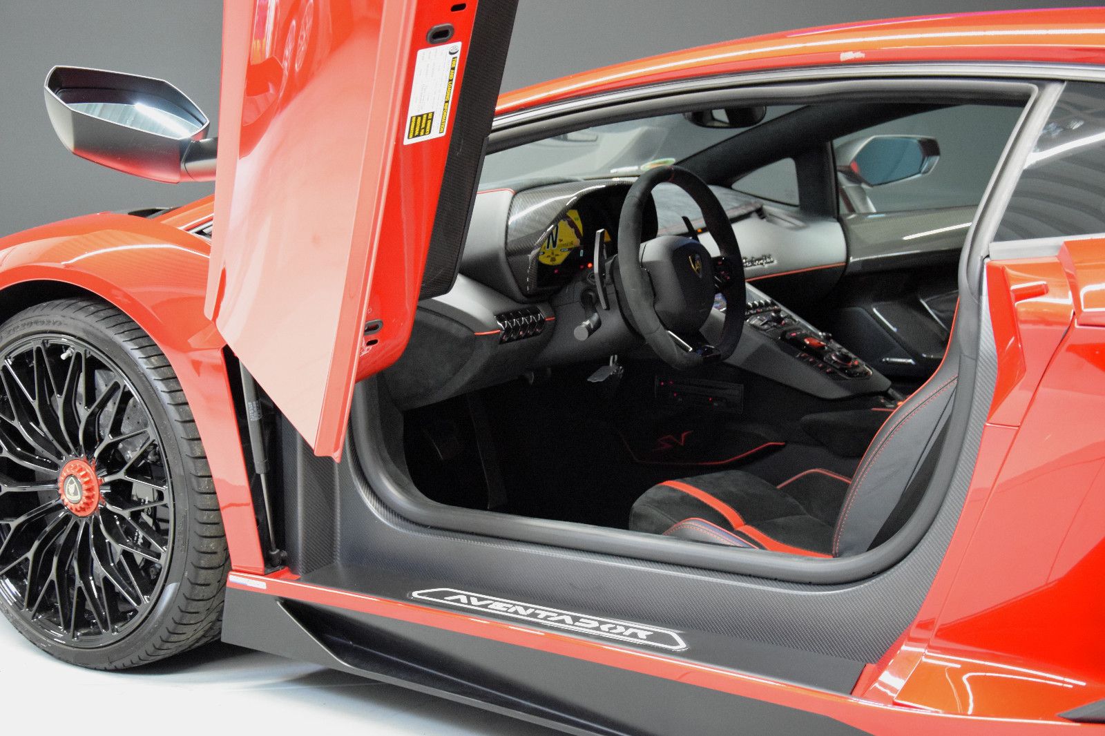 Fahrzeugabbildung Lamborghini Aventador LP 750-4 SV Superveloce Lift Carbon
