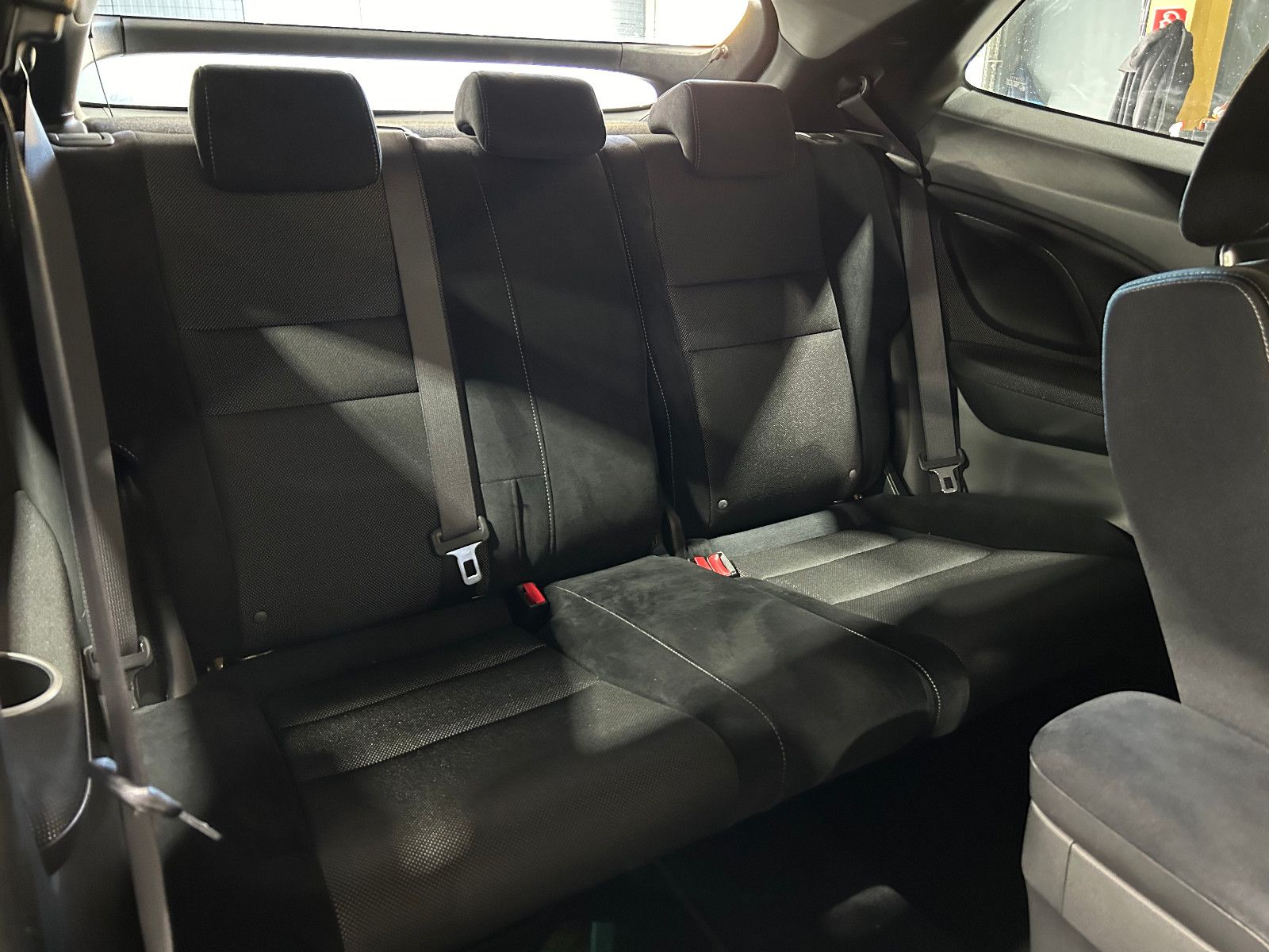 Fahrzeugabbildung Honda Civic Lim. 3-trg. 2.2 i-CTDi Type S/KLIMA/NAVI/