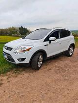 Ford Kuga 4x4 Titanium S Plus Editionsmodell - Ford Kuga aus 2012: Titanium X