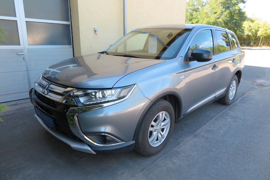 Image of Mitsubishi Outlander