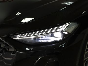 Fahrzeugverkauf 25 Audi A5 Avant TDI 150 kW S-Line Black Matrix Display