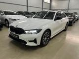 BMW 3 320d Sport LineLED/360°RFK/SHBDACH/Sound/DAB