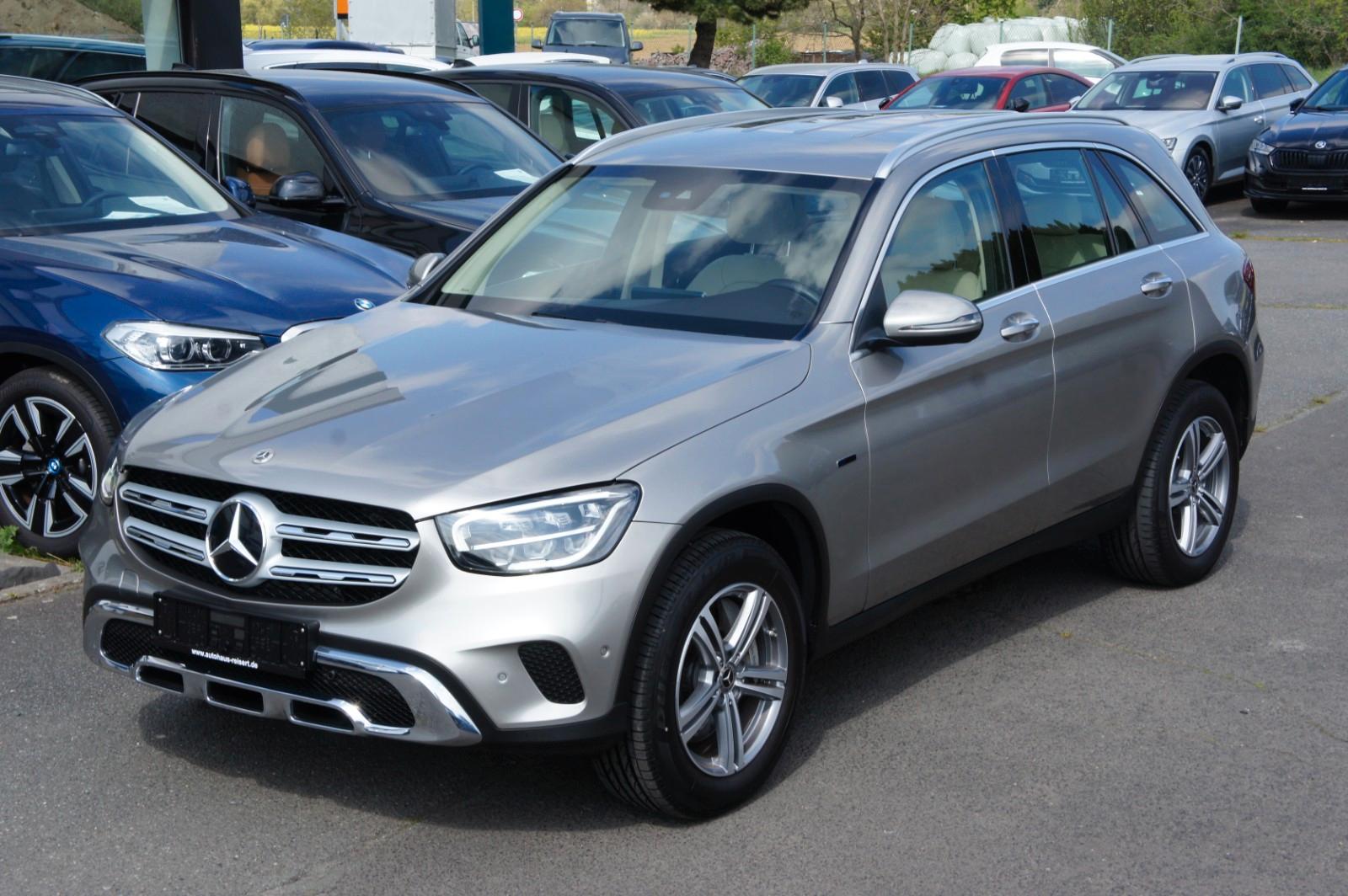 Mercedes-Benz GLC 300 e 4M Exclusive*AHK*LEDER*NAV*KAM*BLIS*