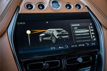 صورة مصغرة 16 لـ 2021 Aston Martin DBX