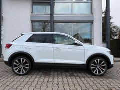 VW T-Roc Sport 4Motion/ DAB+/ NAVIGATION/ DCC/ LED VW T-Roc Sport 4Motion/ DAB+/ NAVIGATION/ DCC/ LED