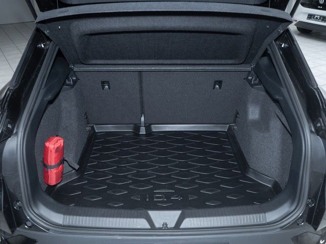 ID.4 Pro Performance Life 77 kWh AHK ACC Wärmepu