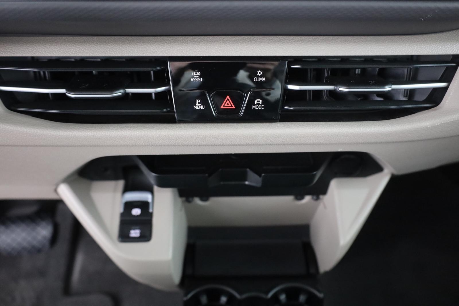 Volkswagen T7 Multivan 2.0 TSI DSG LED Navi AHK Panorama