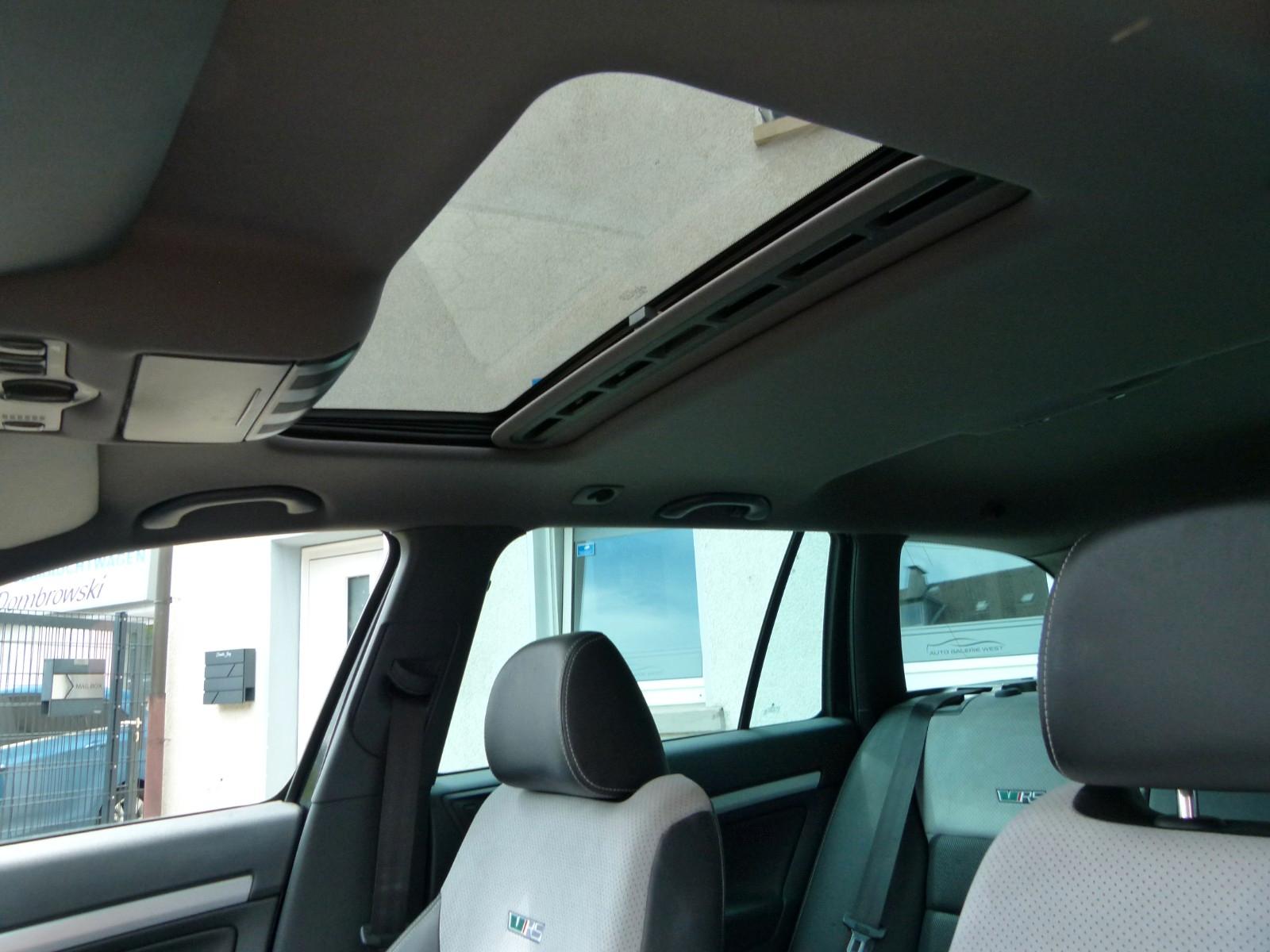 Skoda Octavia 2011 — photo 28