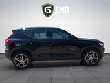 Volvo XC 40 XC40 Momentum Pro 2WD NAVI SOUND TEMP - Volvo XC40 Gebrauchtwagen
