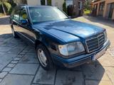 Mercedes-Benz E250 D E-Schiebedach Klima W124 - Mercedes-Benz 250: W124 250d