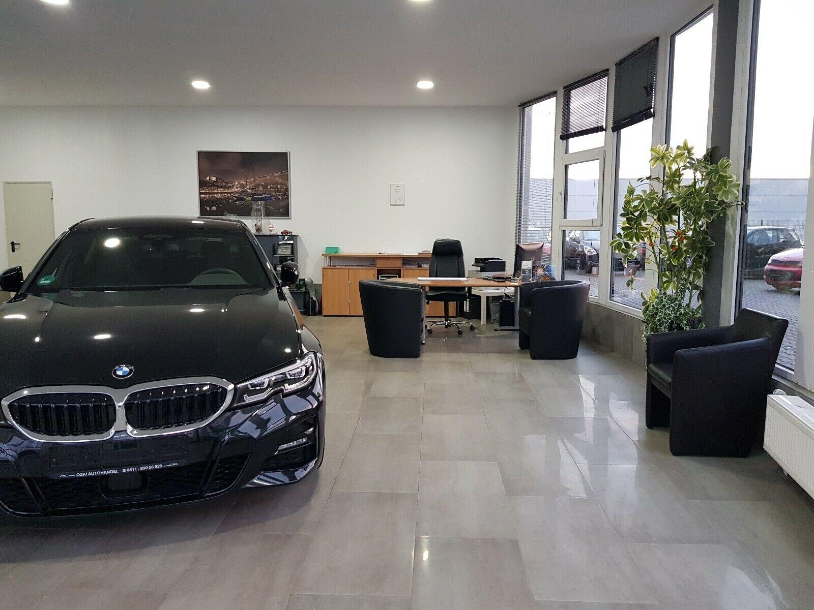 showroom-image-top