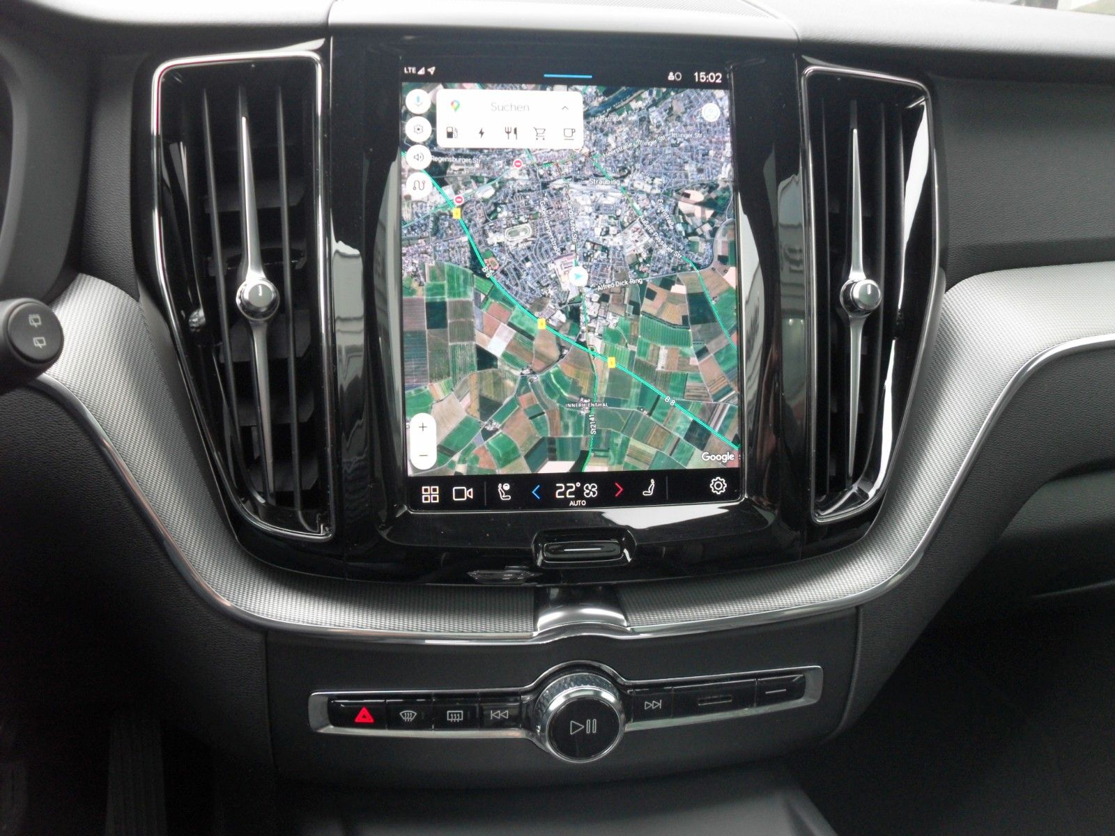Fahrzeugabbildung Volvo XC60 T6 Plus Dark | AWD | 21er | Licht