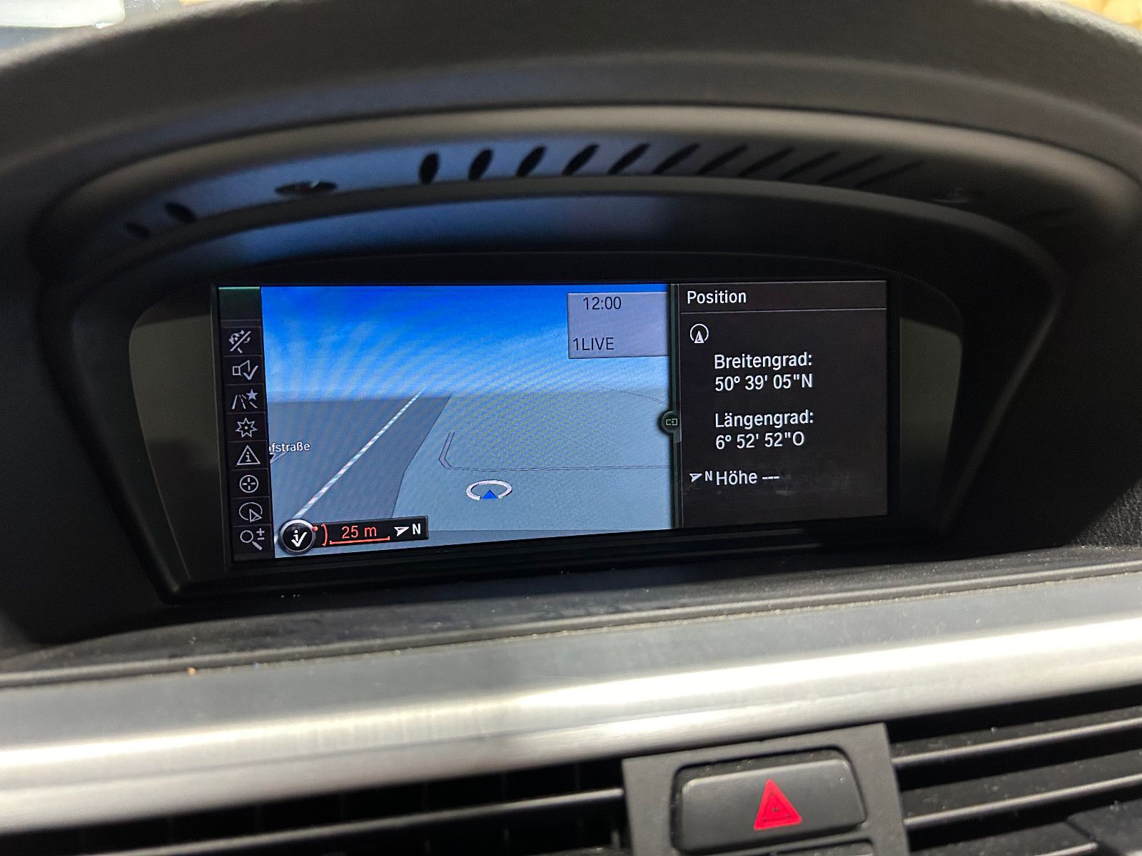Fahrzeugabbildung BMW 335i xDrive/PANO/ALCANTARA/NAVI/PDC/TEMPOMAT