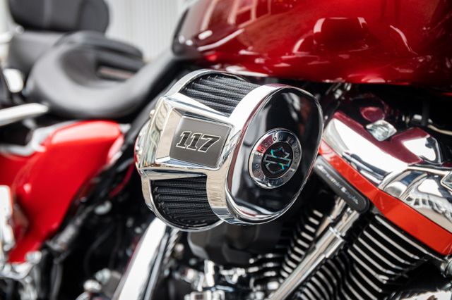 Fahrzeugabbildung Harley-Davidson CVO STREET GLIDE 117 FLHXSE MY21 - JEKILL&HYDE -